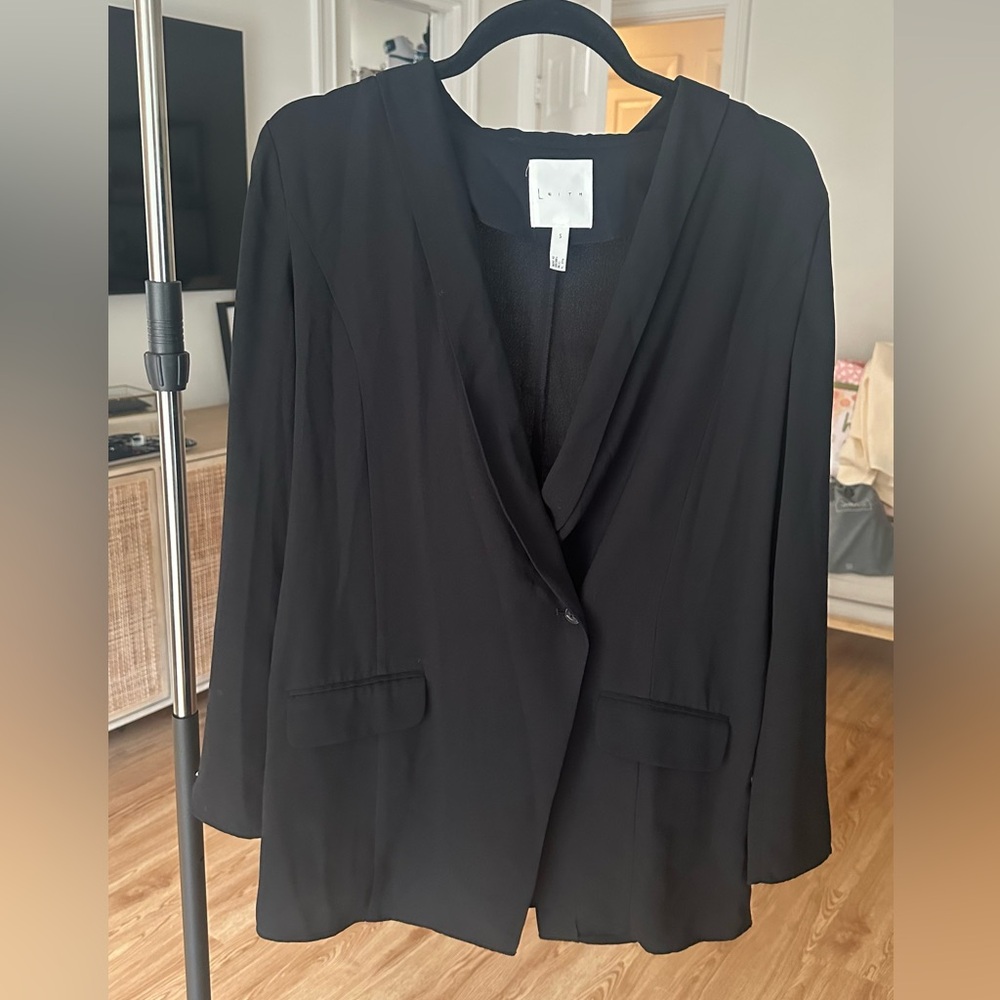 Leigh Black Unstructured Blazer